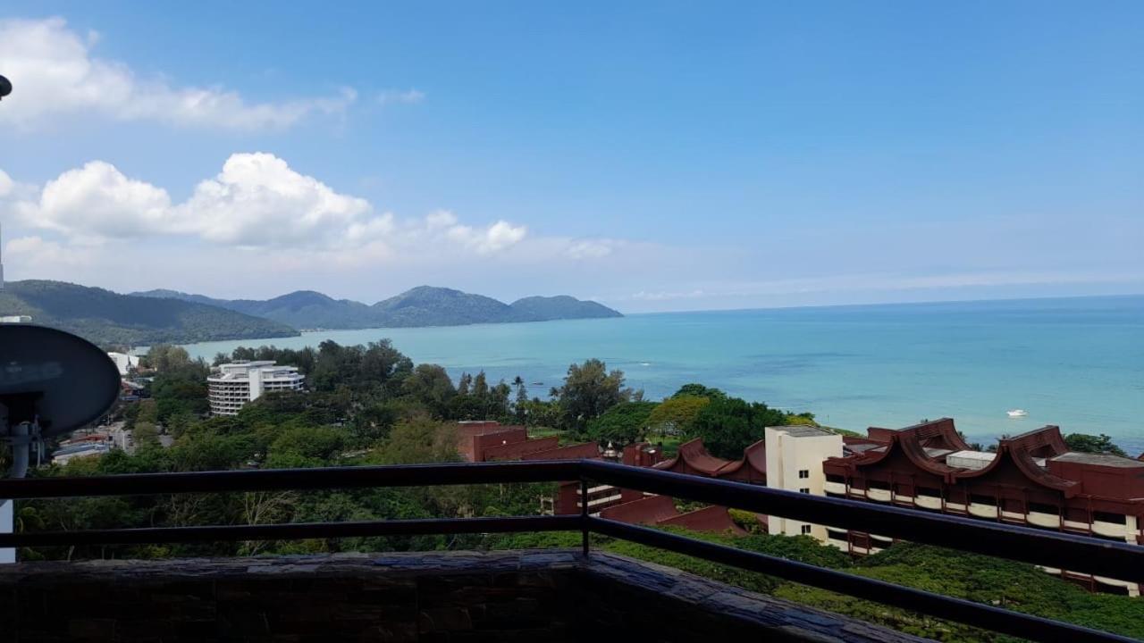 Susie'S Resort Seaview Suites At Sri Sayang 峇都丁宜 外观 照片