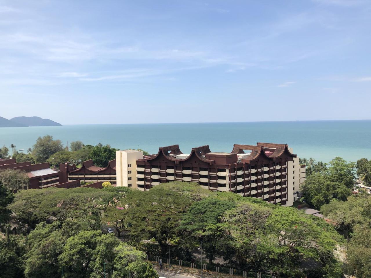 Susie'S Resort Seaview Suites At Sri Sayang 峇都丁宜 外观 照片